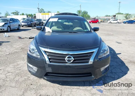 2015 Nissan Altima 2.5 S из США, поврежденный, VIN 1N4AL3AP6FN309367